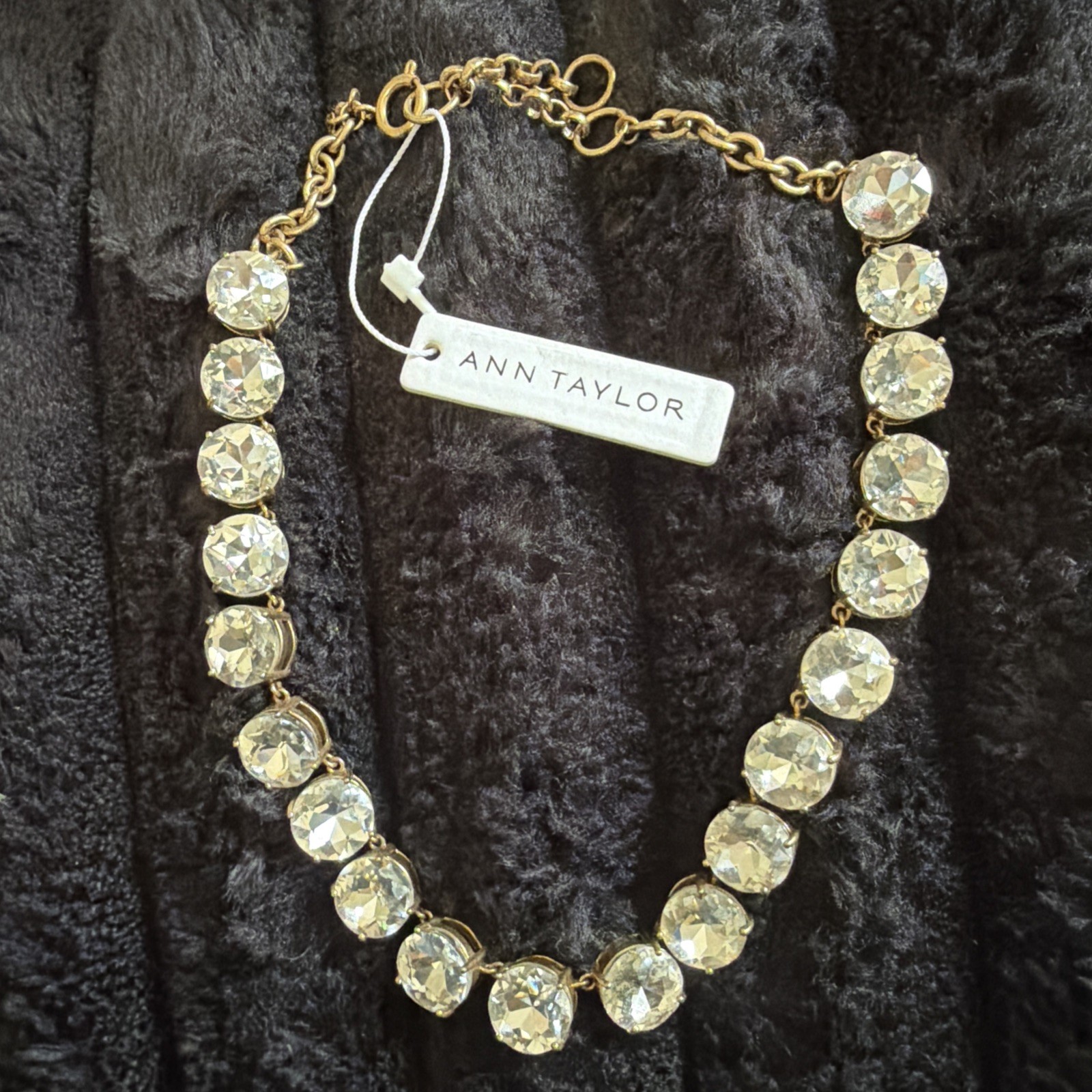 Ann Taylor Gold Tone Necklace