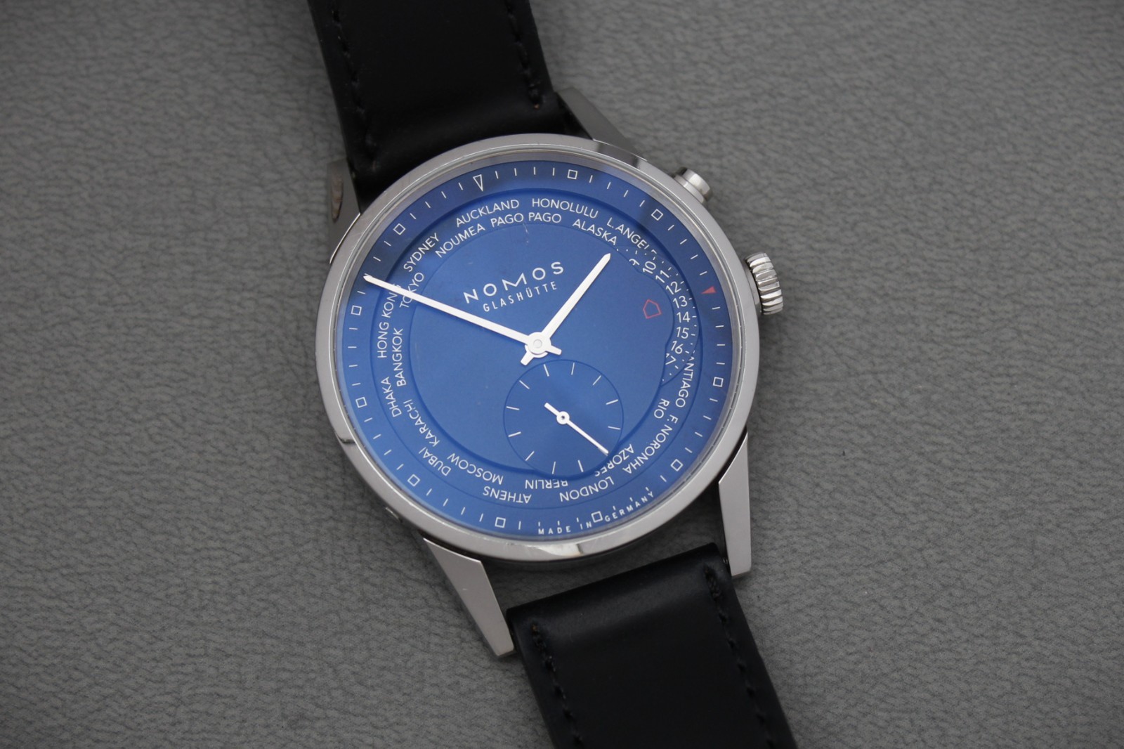 NOMOS Zürich Weltzeit Worldtimer 807 Steel 2019 Full Set B&P 6-Month Warranty