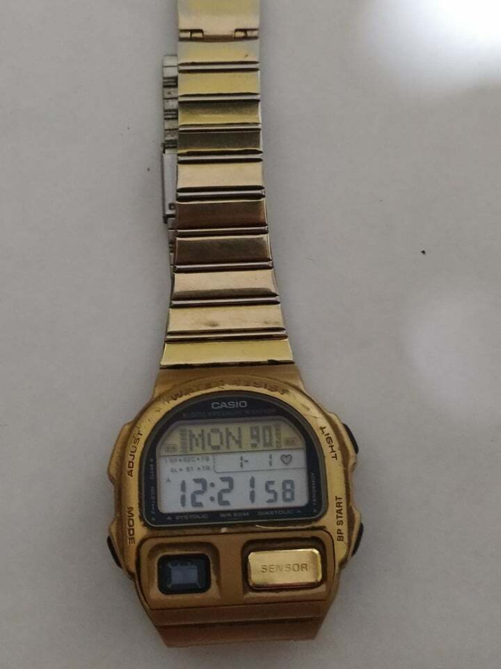 VINTAGE CASIO BP-100 Blood Pressure watch.vintage casio digital Working