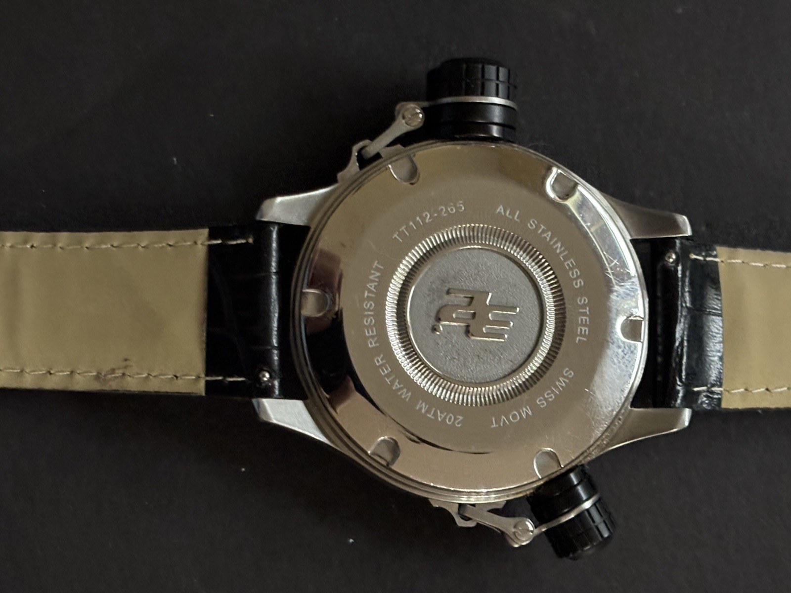 32 Degrees Swiss Valiant Mens Watch Leather Strap / Light Yellow Dial