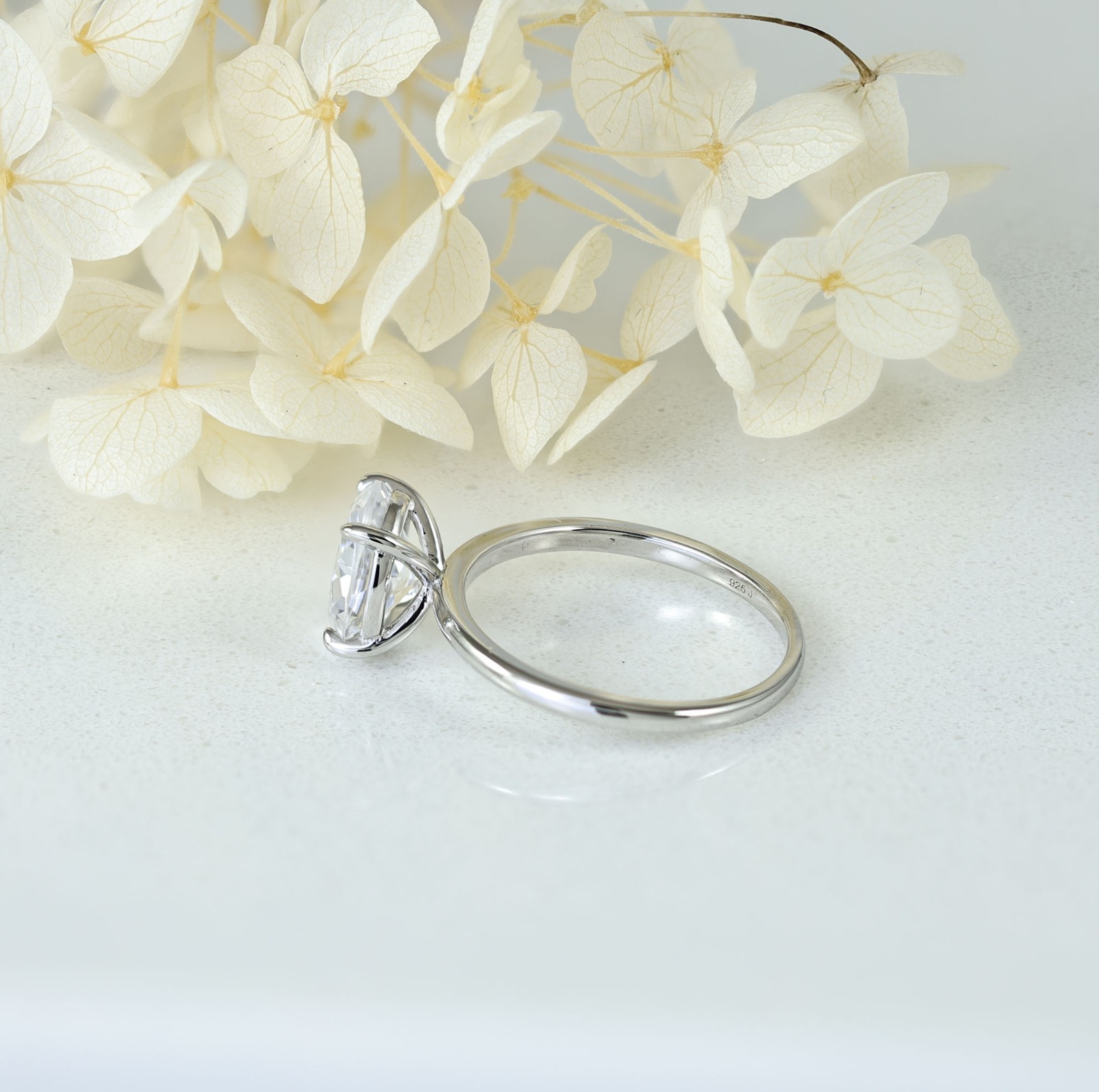 2.5ct Oval Cut Solitaire 925 Sterling Silver CZ Wedding Engagement Ring S10451