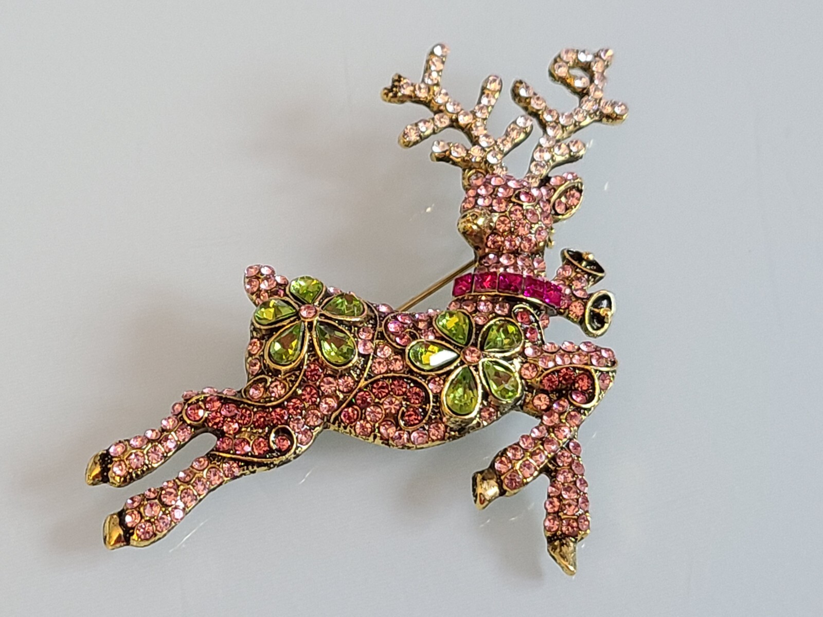 SALE UNBRANDED RARE PINK GREEN HEIDI DAUS “Pretty Prancer” Reindeer Brooch