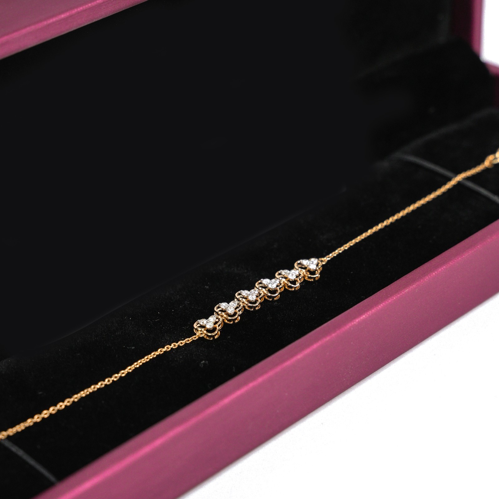 18 KARAT DIAMOND BRACELET | NATURAL DIAMOND | IGI CERTIFIED | YELLOW GOLD