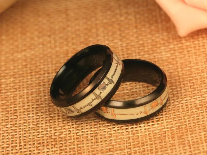 USA Glow in The Dark Heart Rate Electrocardiogram Stainless Steel Couple Ring