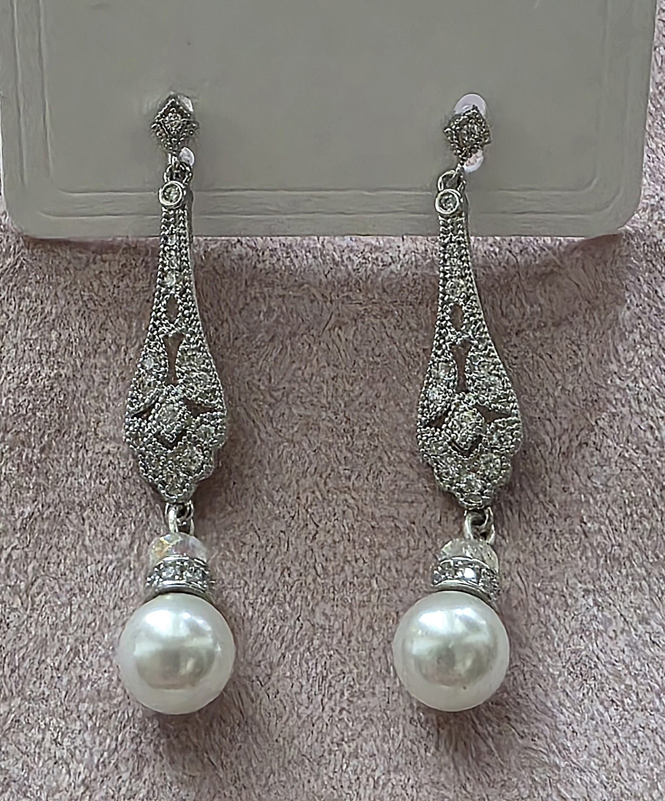 Sparkle In Zirconia Earrings Great Design Feminine 1.75″ Long Casual/Formal New