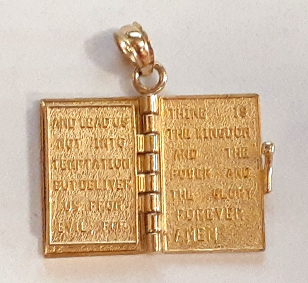 (RI4) 14k Yellow Gold Holy Bible Pendant / Charm (3.2 Grams) Size 3/4″