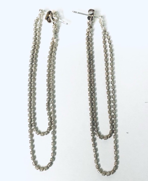 Elo7 Gold Plated Barrel Beaded Chain Attached Fronto To Back Dangle Earrings
