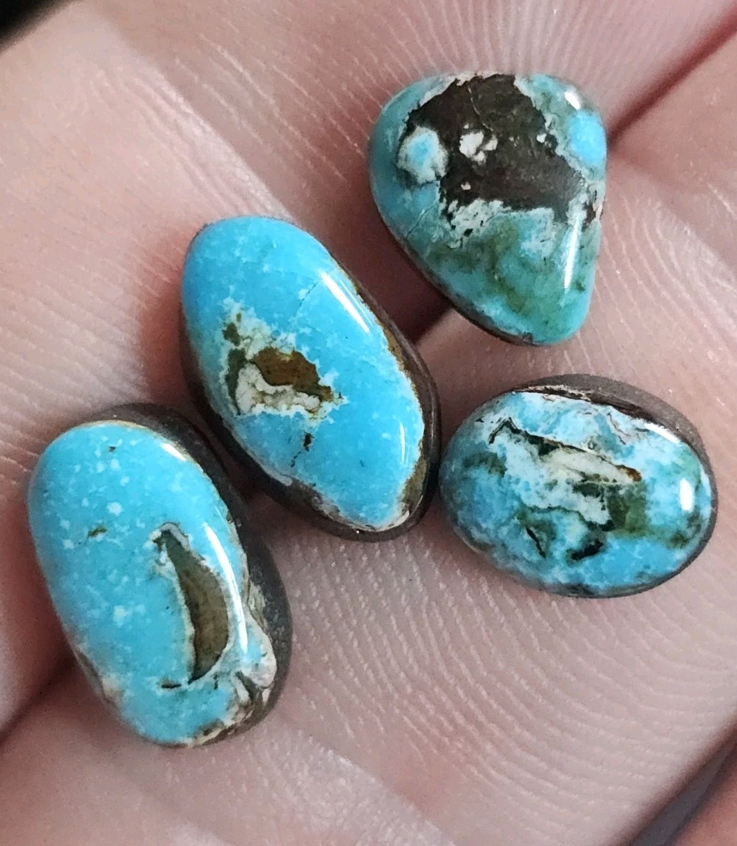 Beautiful Carico Lake Turquoise Robin Egg Blue Cab Lot. 8.05ct. Vintage Natural