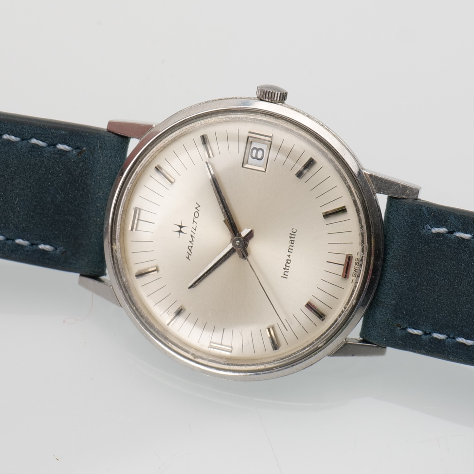 Hamilton Intra-Matic Men’s Automatic Watch Vintage Micro Rotor w/ Date Running