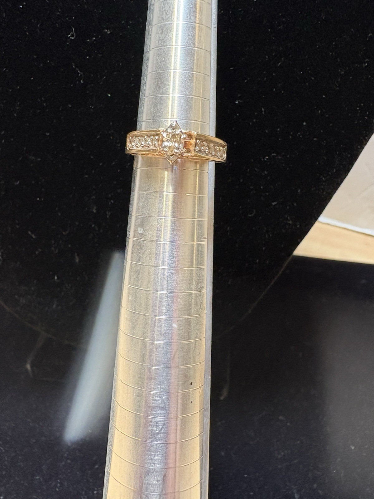 Diamond 10k Yellow Gold Ring 3.2 Grams , Size 7 women’s