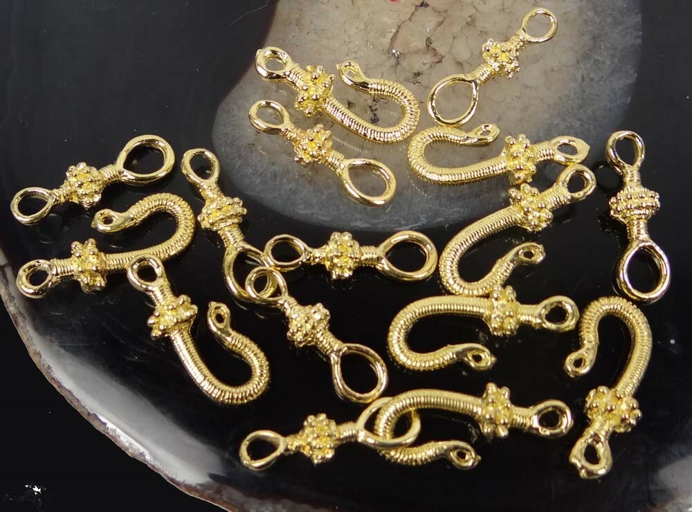 16 pcs / 8 pair Gold Plated Pewter Hook Clasps