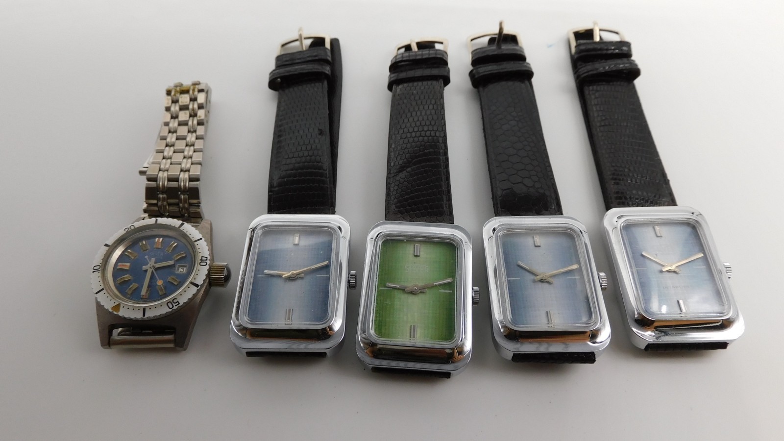 lot x5 working wristwatch lot x5 wrist watch working