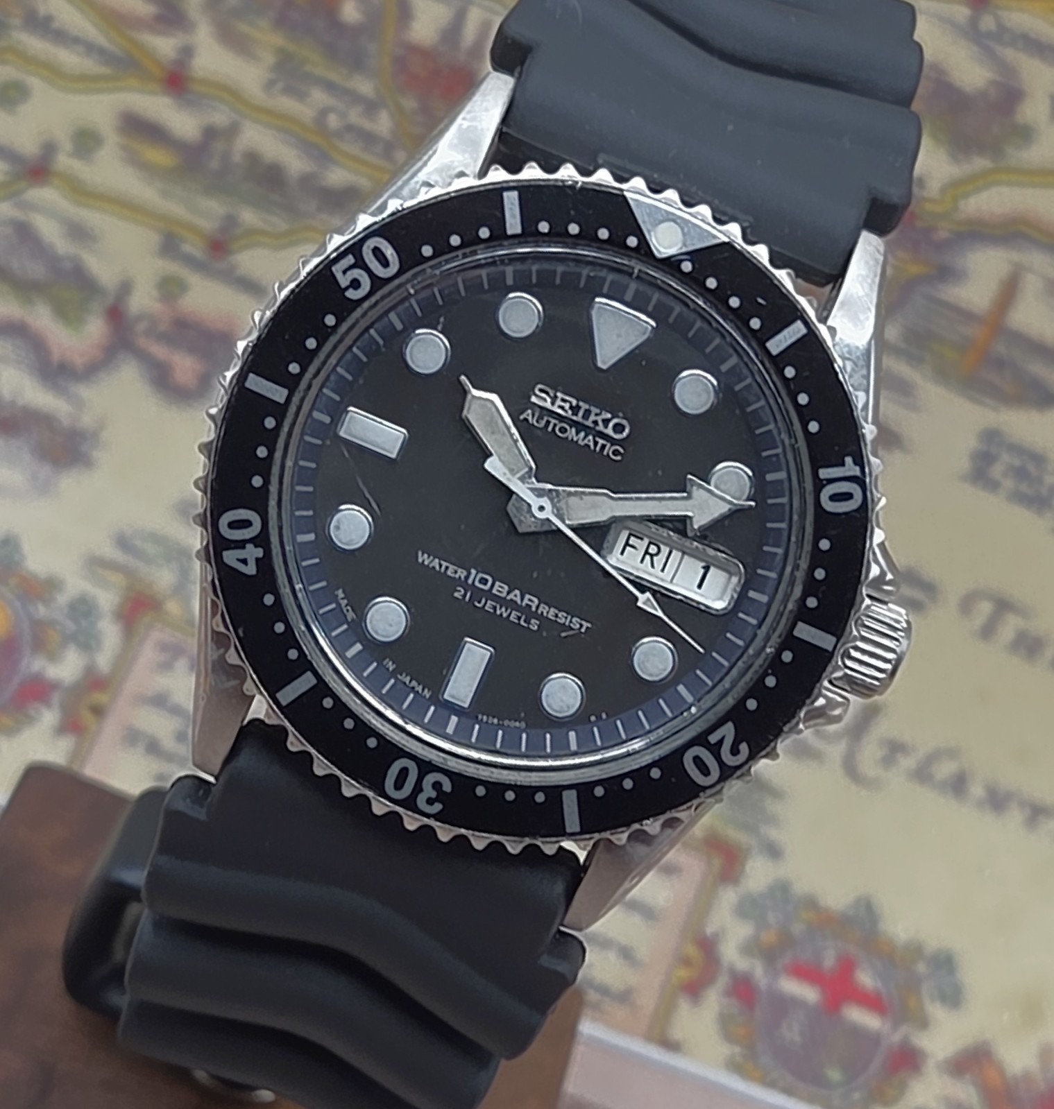 Seiko Mens Automatic Watch SKX031 Scuba Divers 100M 7S26-0040 May 1999 SEIKO BOX