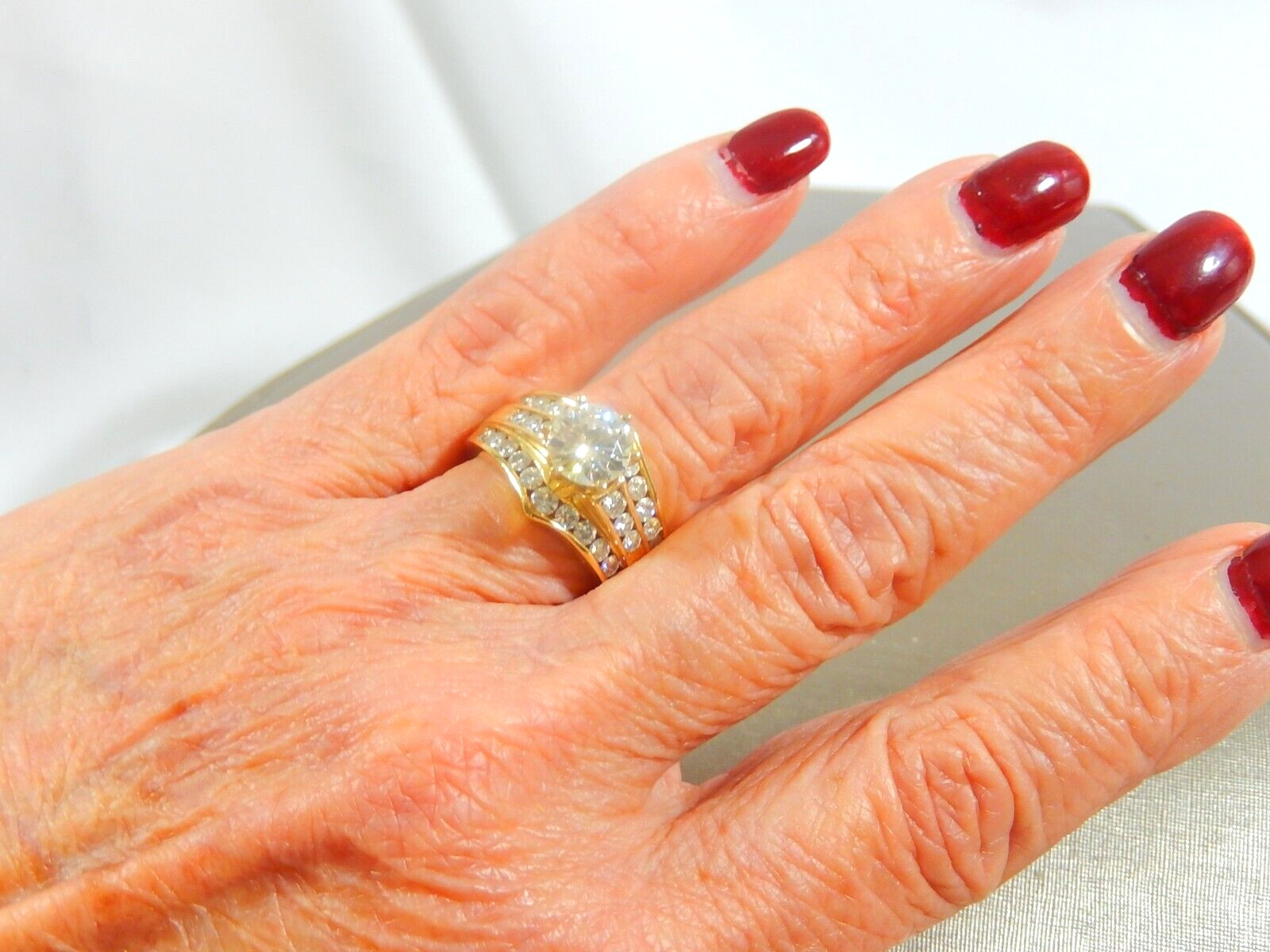 14K YG Approx. 2.5 CTW CERTIFIED MOISSANITE RING, GTR MOI S7 9.11g
