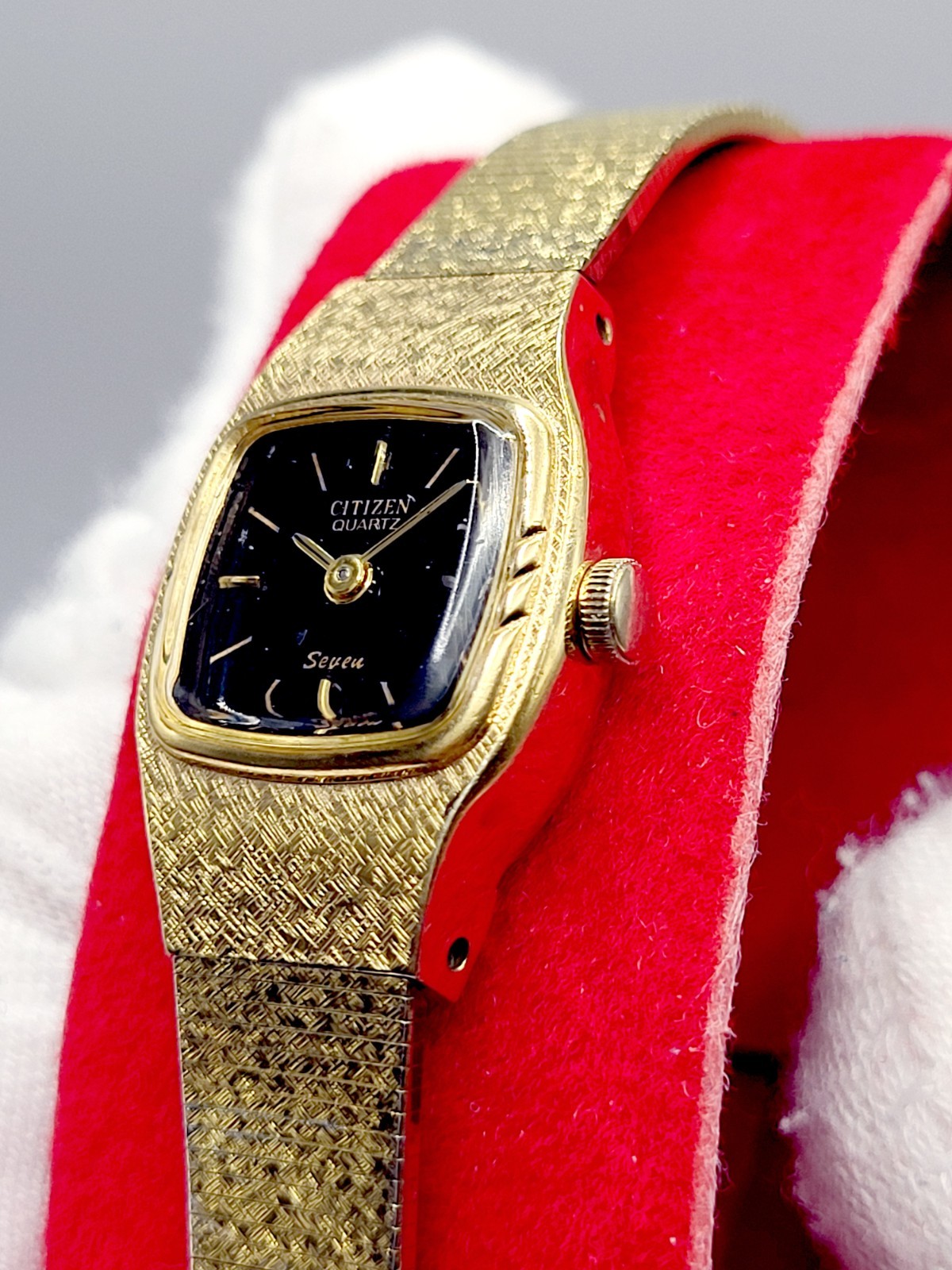 Rare [N. MINT] 1981 16mm Citizen Seven Vintage Quartz Women’s Watch Japan Made