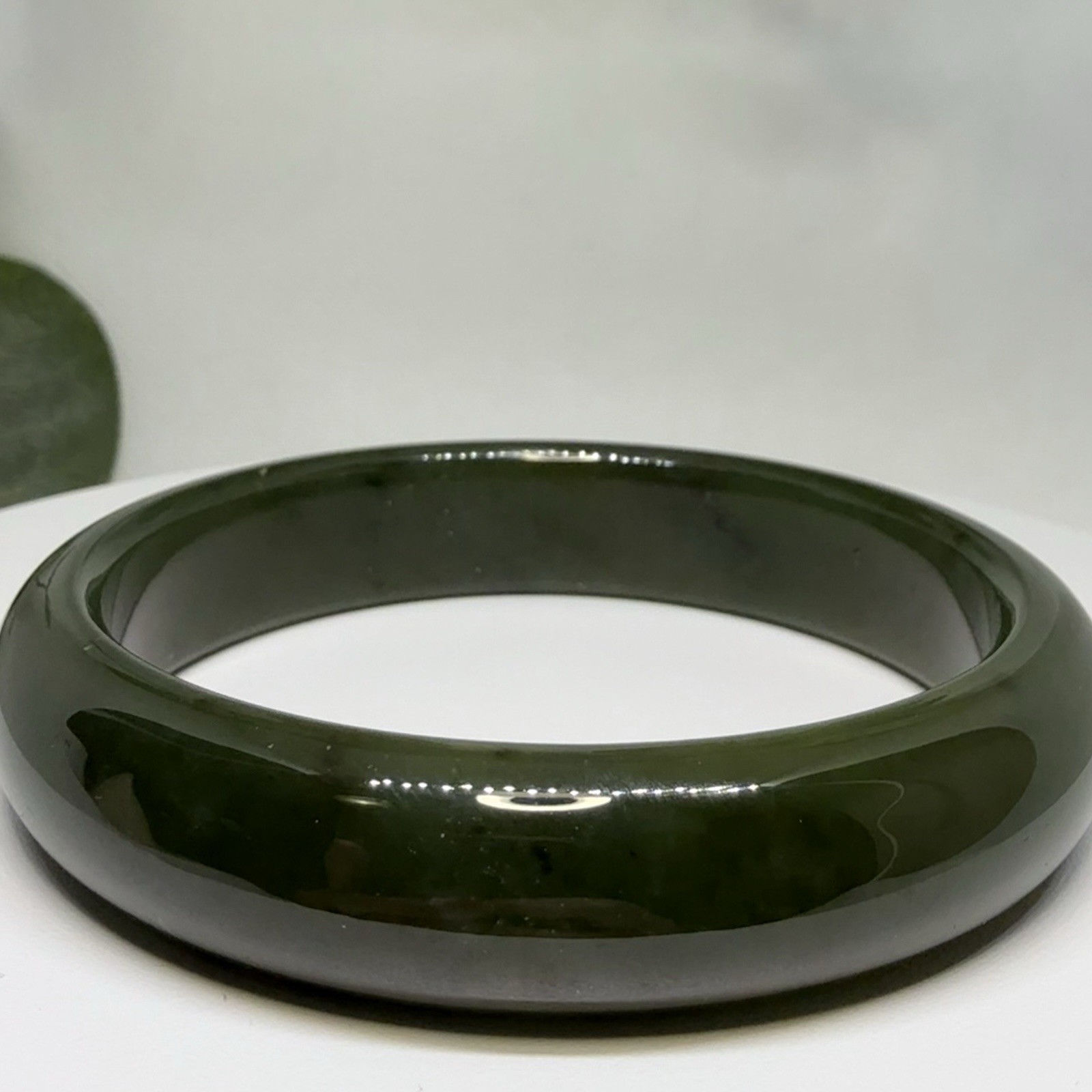 Hetian Jade Hard BangleSize 58MM Width 13.4MM