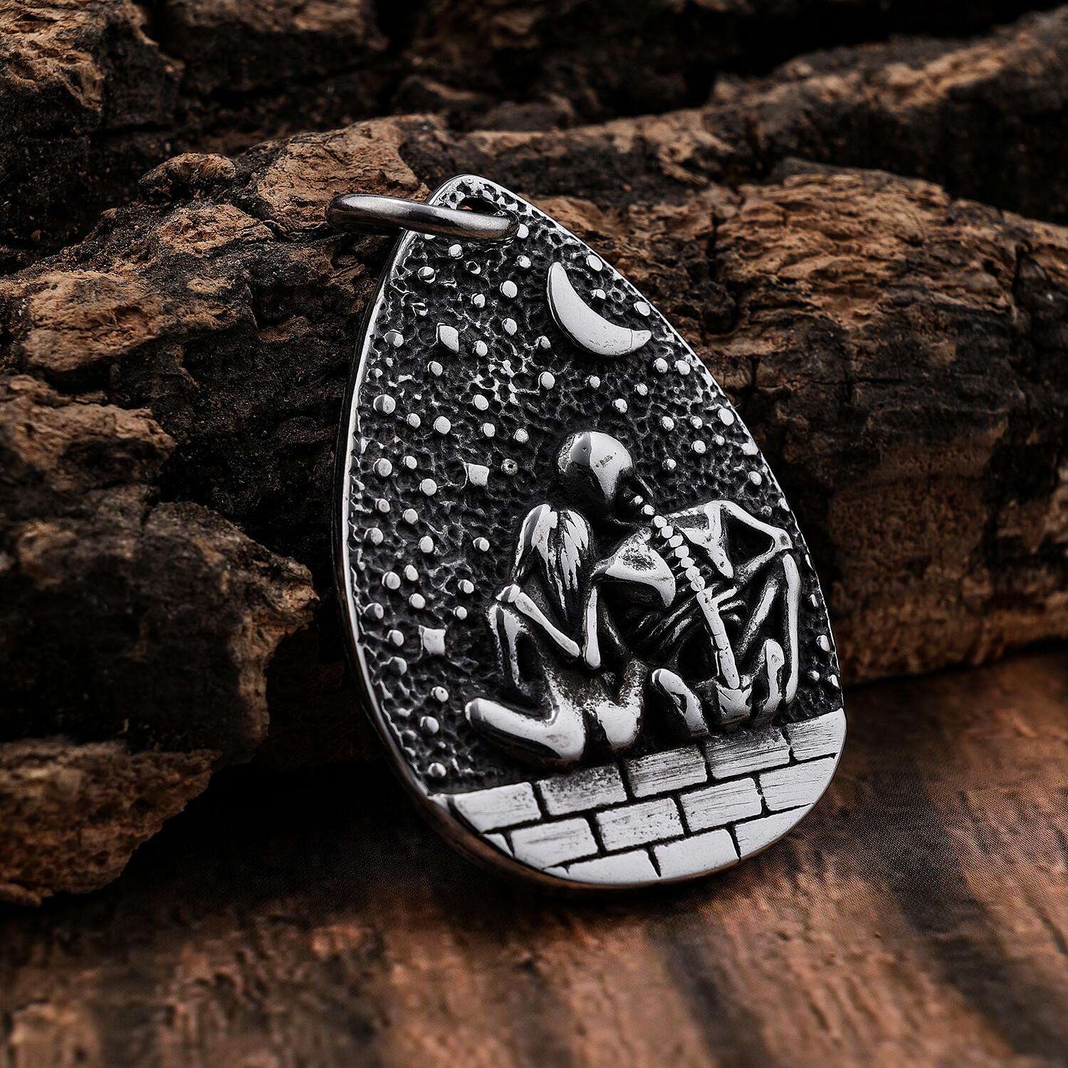 Retro Hip Hop Skeleton Love Life And Death Pendant Necklace Male and Women Gift