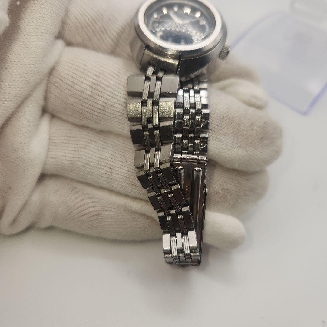 Seiko working ladies’ hand-wound date vintage wristwatch