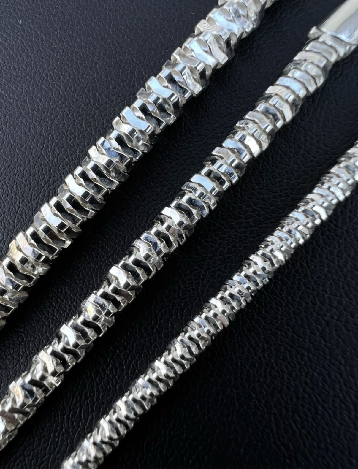925 Sterling Silver Diamond Cut Sparkle Chain 5mm x 22” made in ITALY.