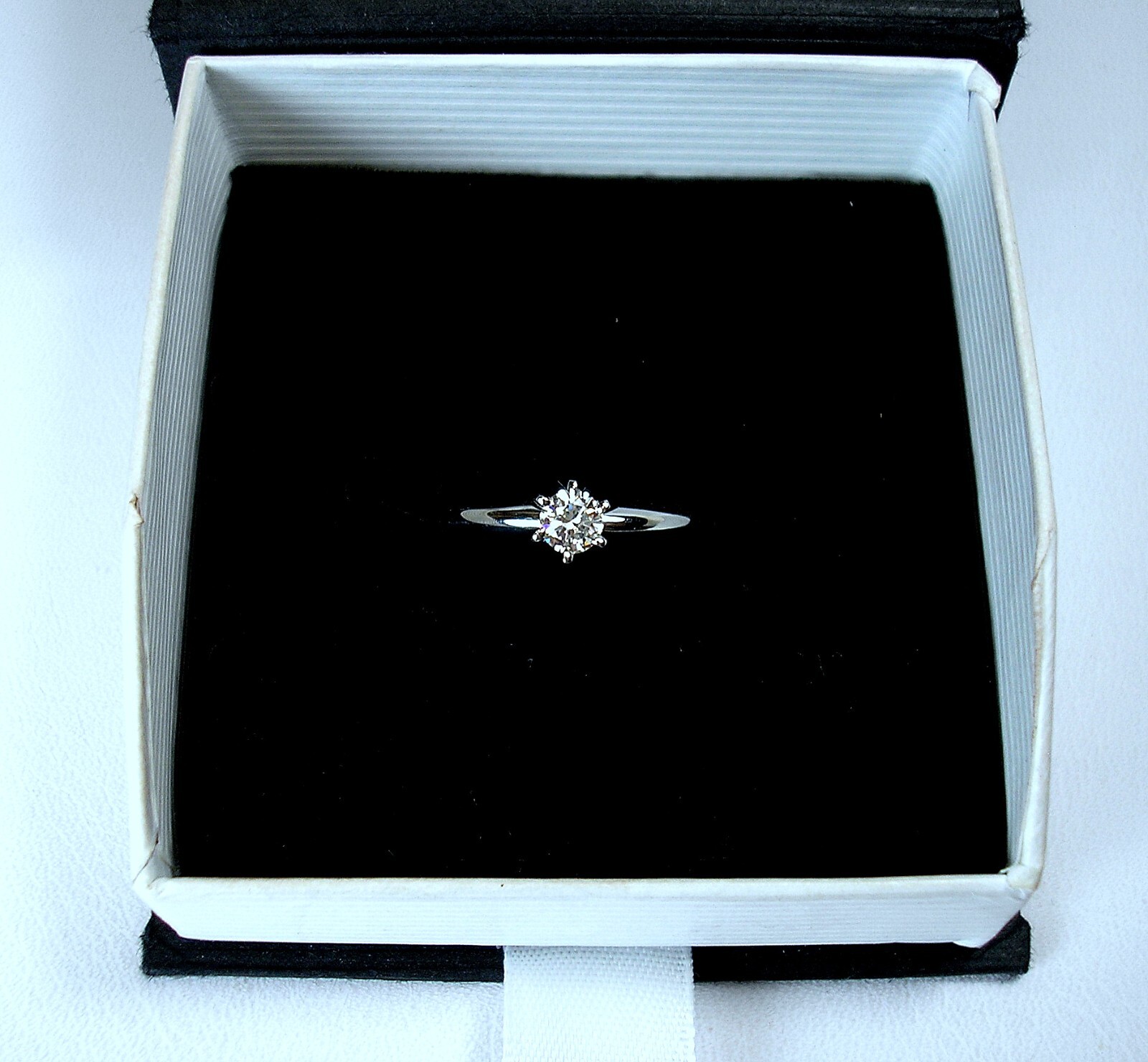 0.23 ct Round H/VVS-2 Natural Diamond Platinum Solitaire Ring Was $1,595 Video