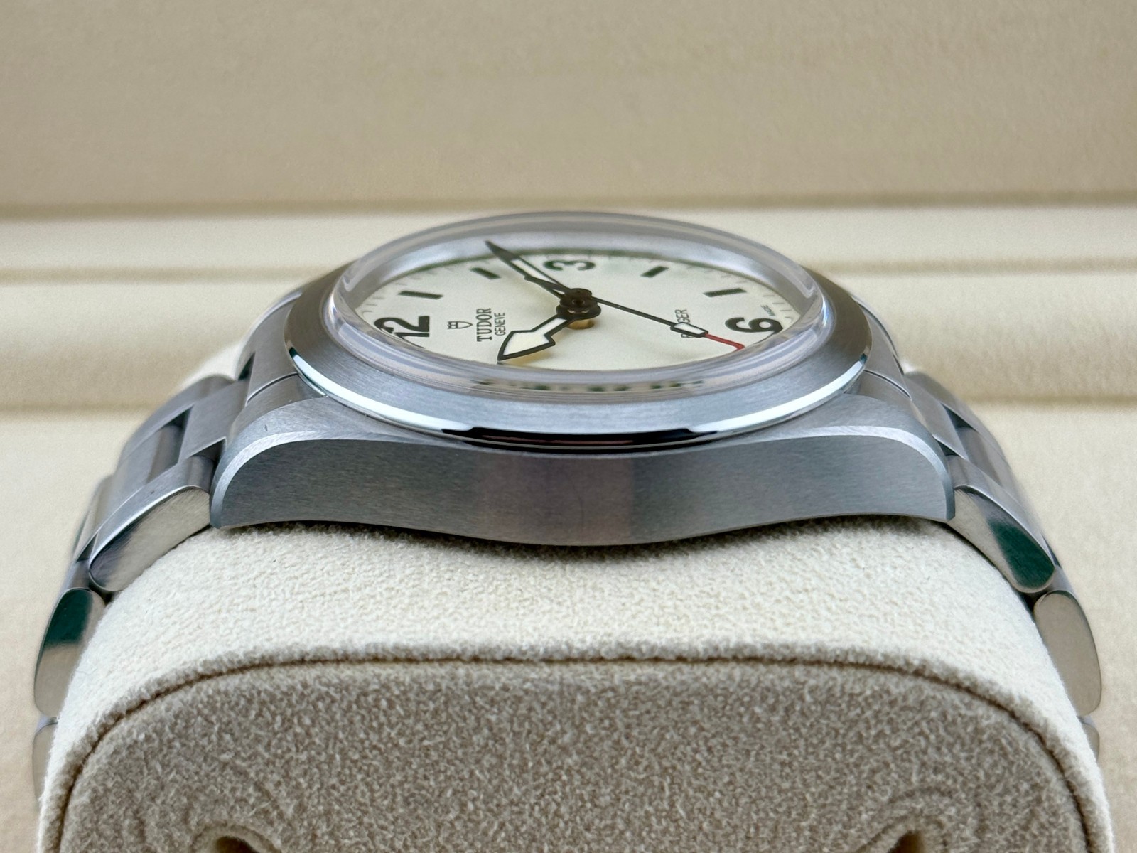 Tudor Ranger (79950). White “Dune” Dial. 39mm. 2026. Full Set.