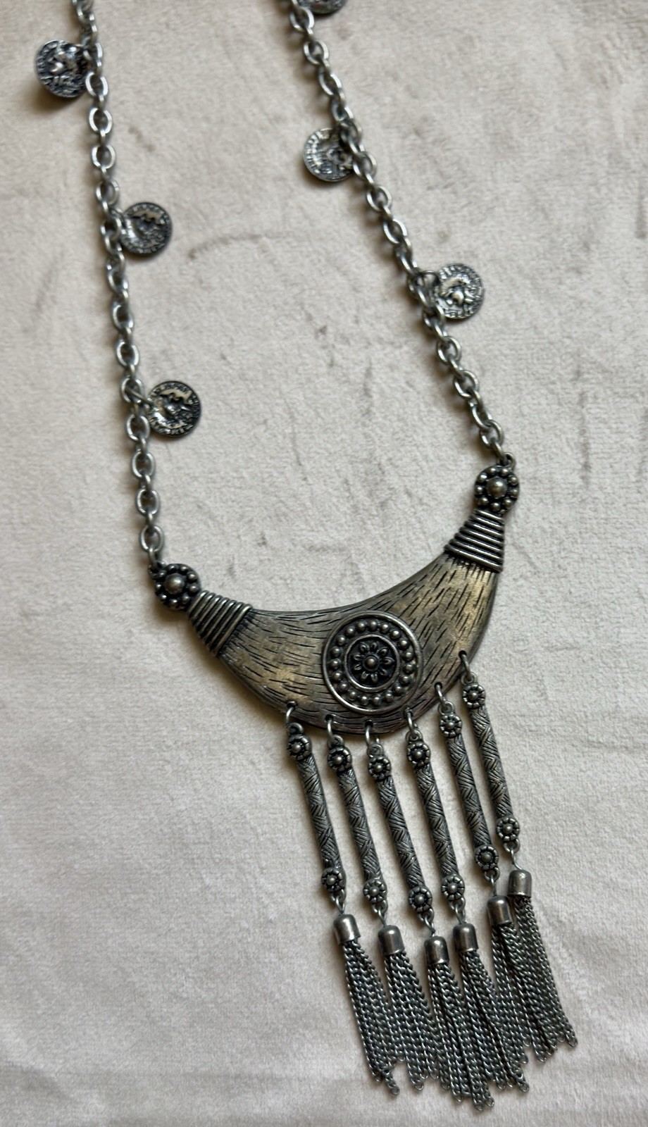 American Eagle Outfitters Silver Tone Boho Fringe Tassel Statement Necklace