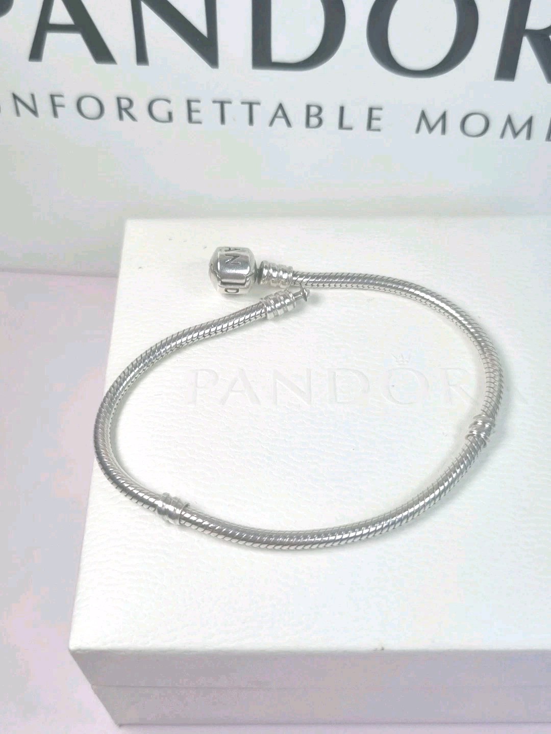 Pandora Moments Snake Chain Bracelet, Boxed, 20cm- MINT CON. Rrp. £65.00
