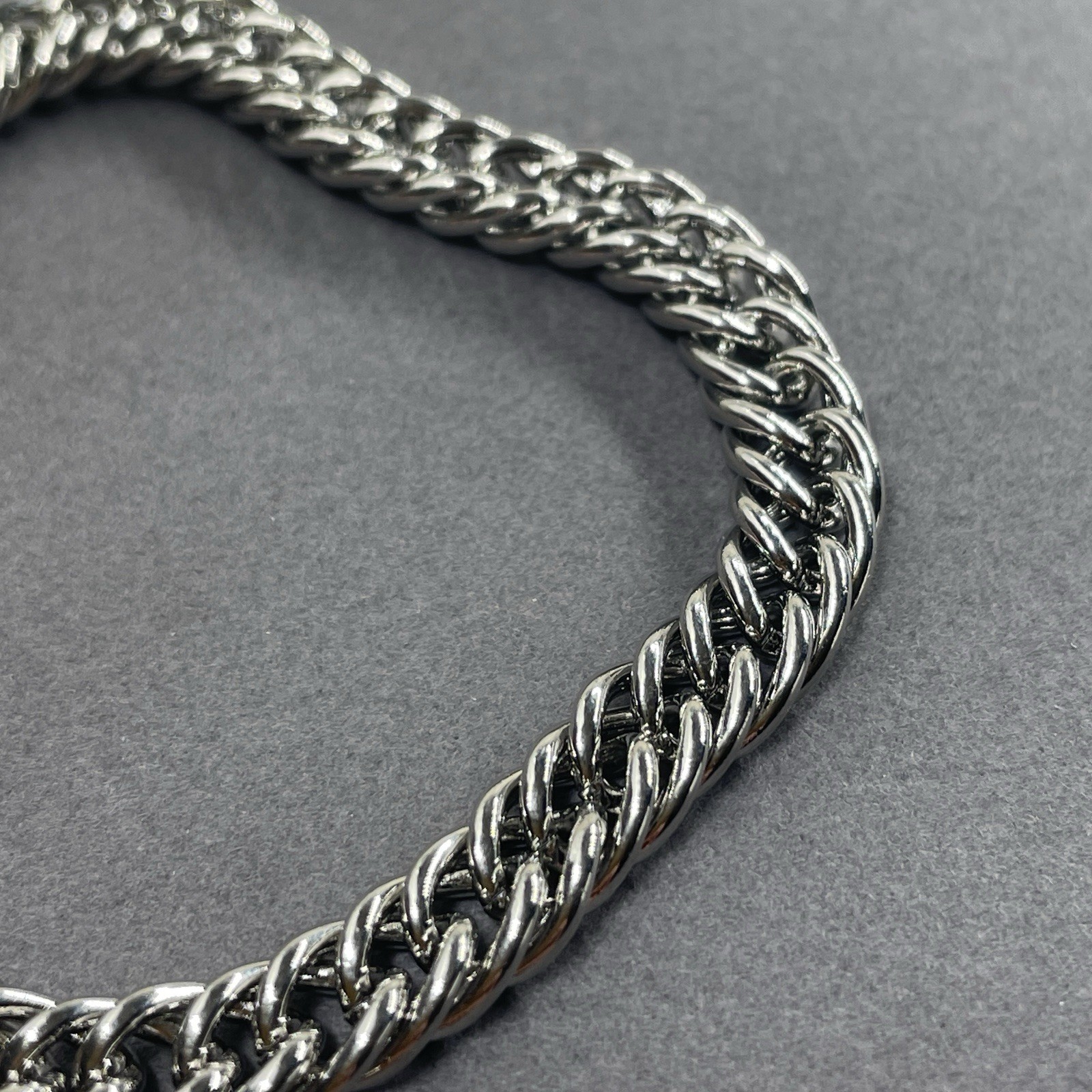7.5 Inch Long Stainless Steel Chain Bracelet for Women Fashion Jewelry