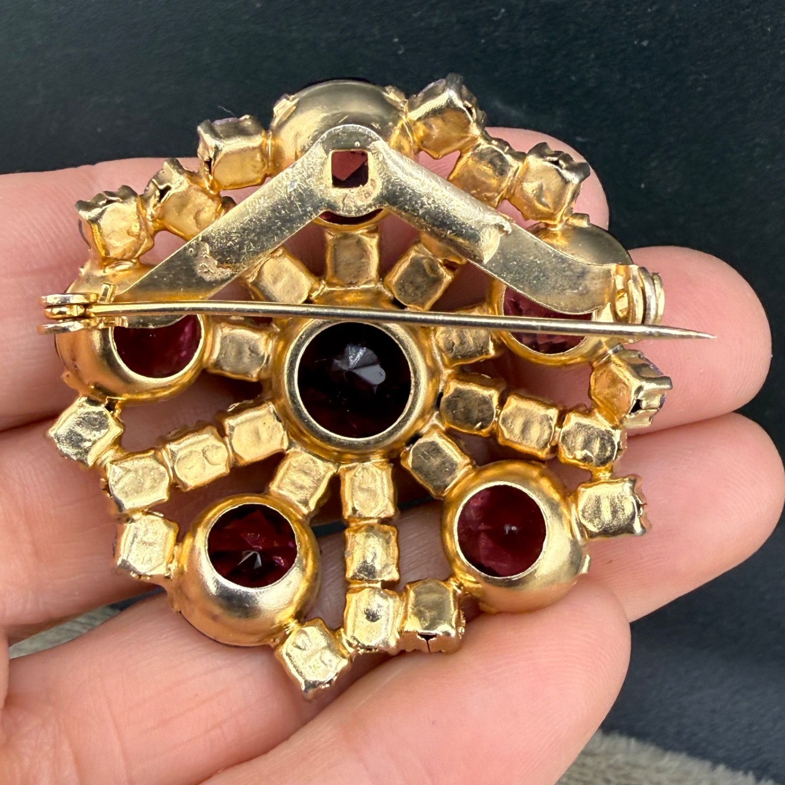 Vintage Purple Rhinestone Brooch Gold Tone Flawless Sparkle