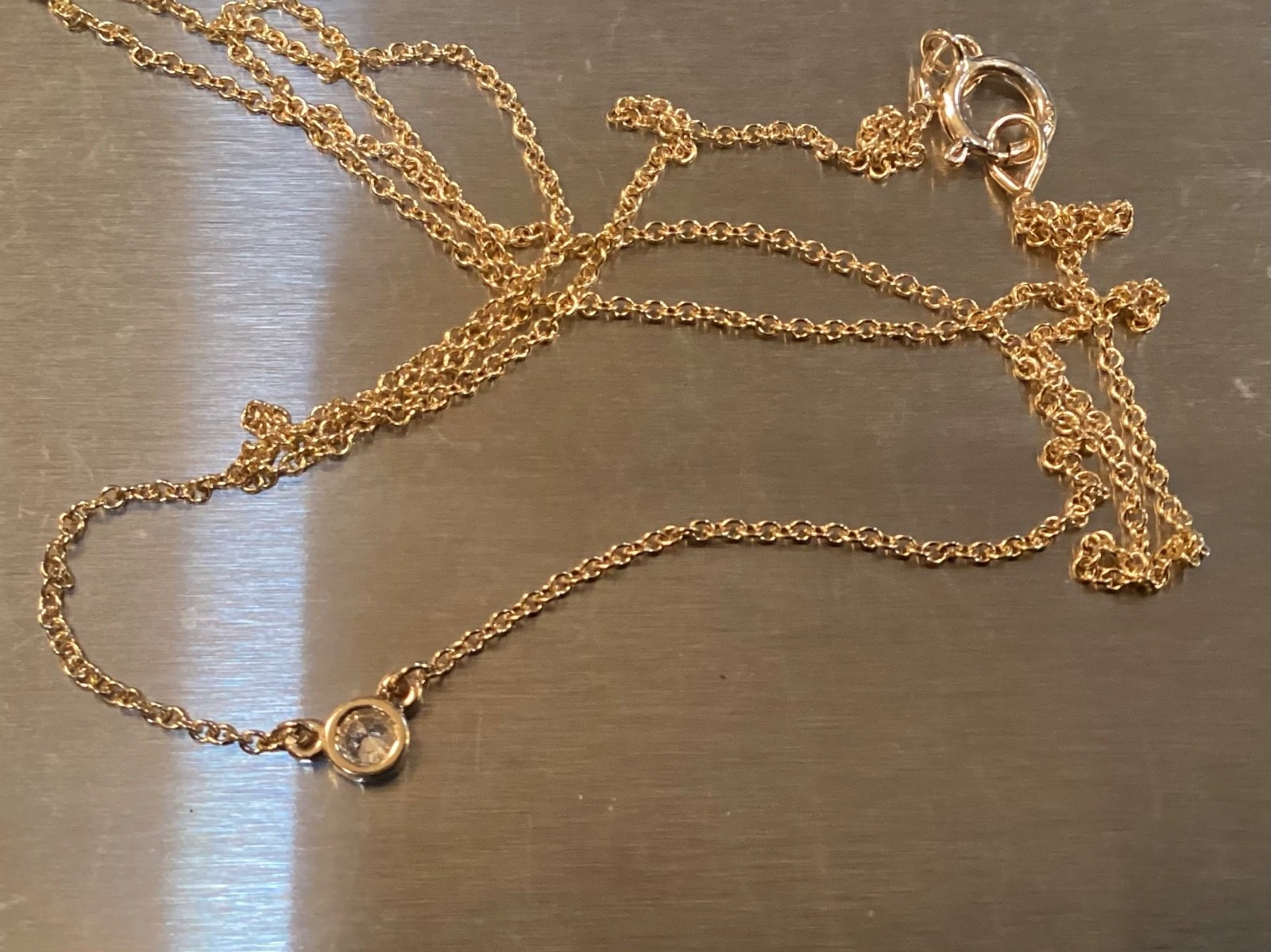 10K Tiny Small Diamond Approx 3mm Round incl. setting 18inch Necklace
