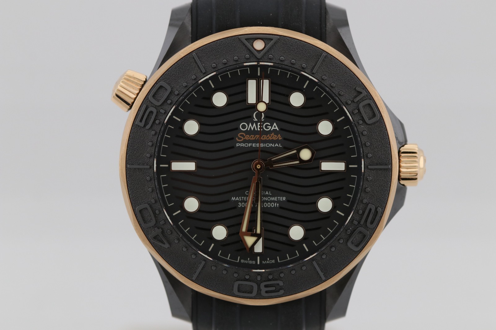 Omega Seamaster Diver 300m Black Ceramic RG 43.5mm Watch 210.62.44.20.01.001