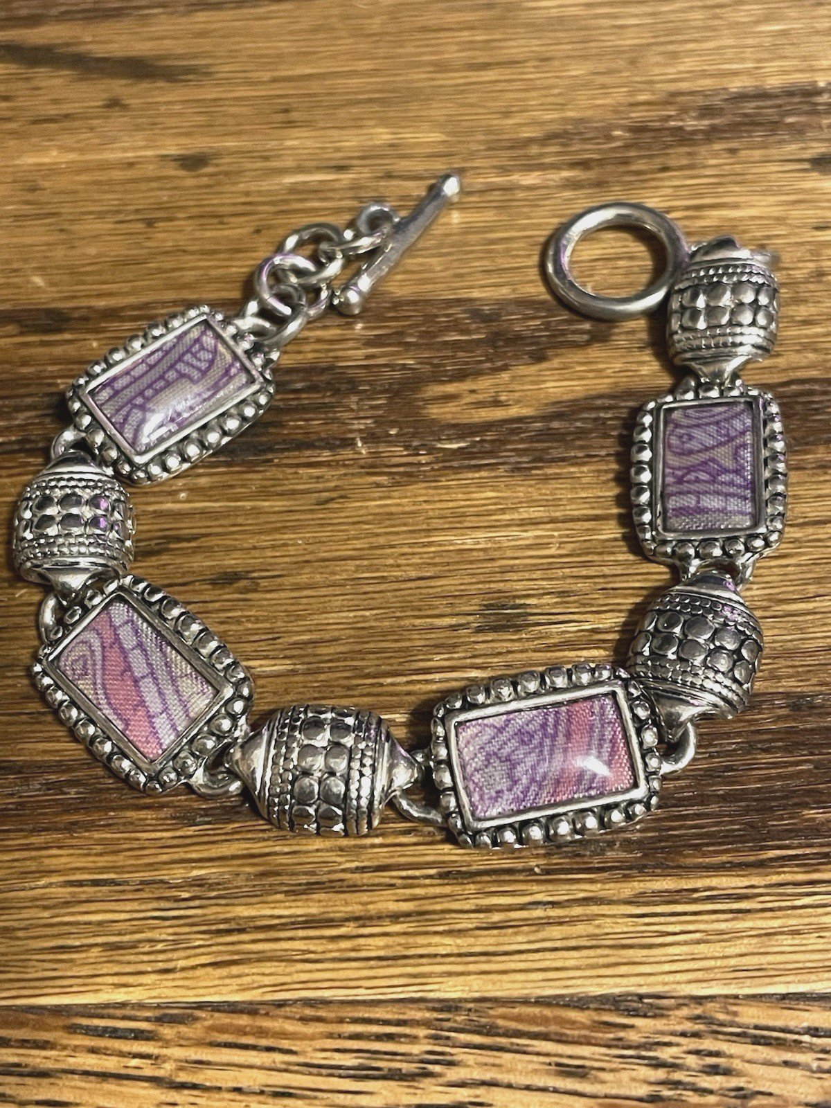 PURPLE ? GLASS STONE ? SILVER METAL BEZEL BEAD LINK TOGGLE BRACELET SIZE 7.5″
