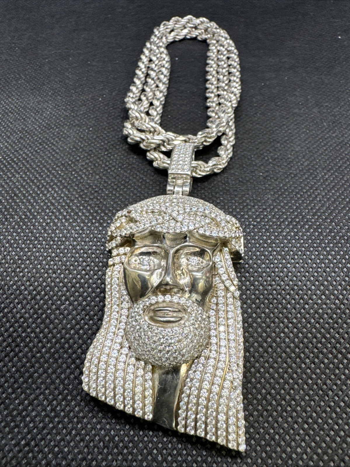 Silver & Moissanite VVS Jesus Pendant (50g) & 27″ Rope Chain (54g) R93