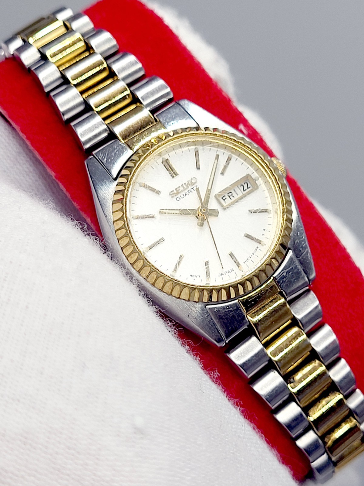 24mm [WORKS] 1995 Seiko Women’s Silver & Gold Tone Ladies Watch Day Date