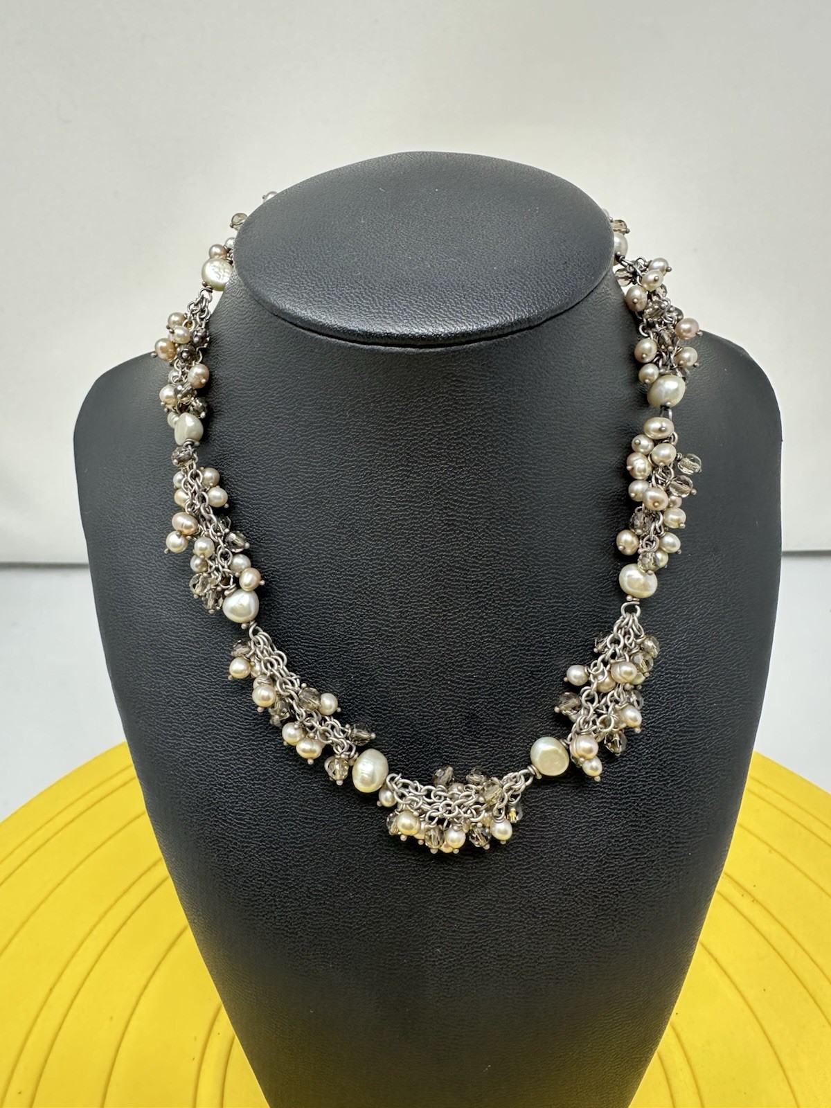 Sterling Silver Beautiful Elegant Genuine Pearl Choker Necklace 42g 16 Inch Chic
