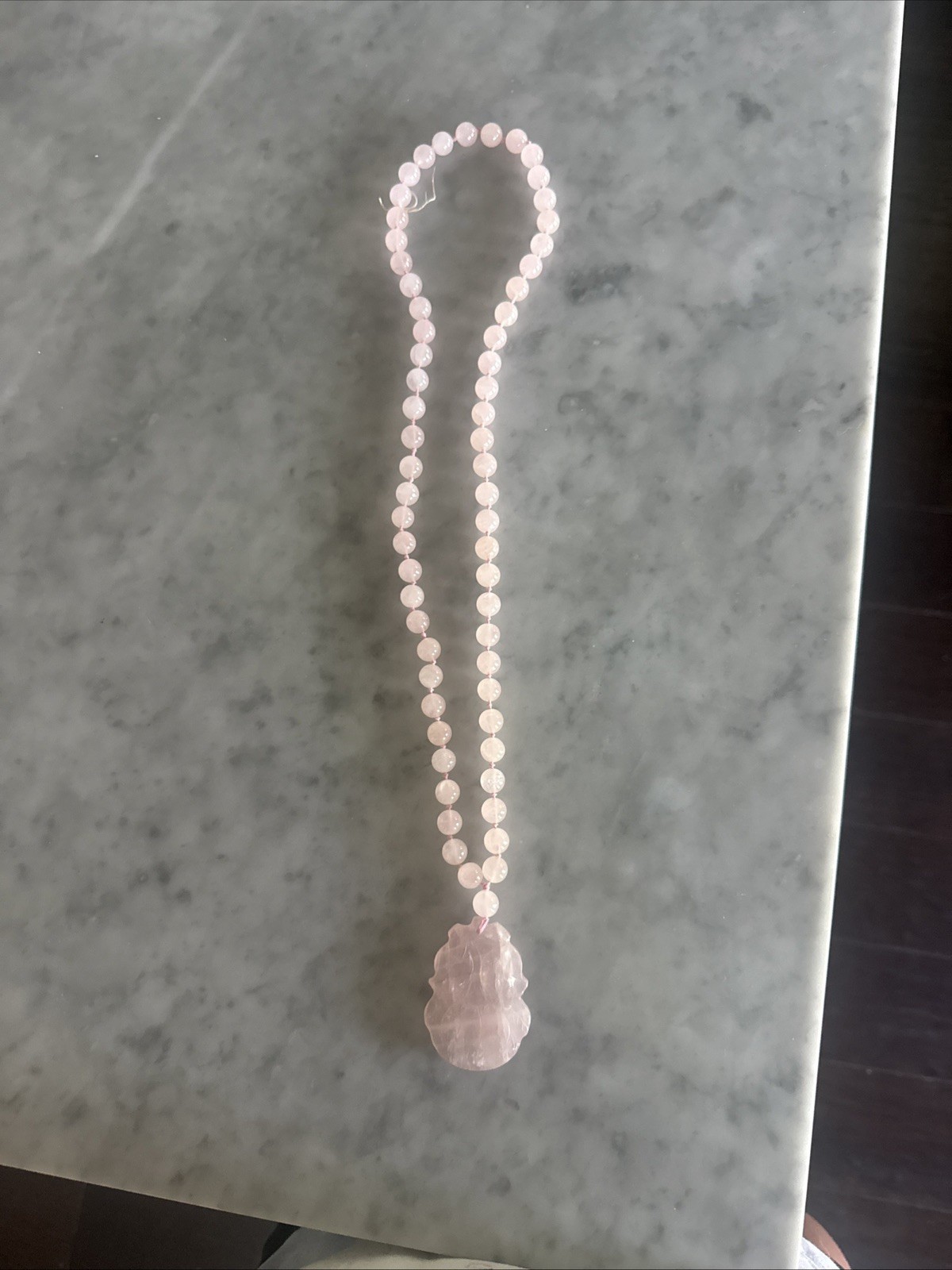 BEAUTIFUL CHINESE ROSE QUARTZ NECKLACE AND CARVED PENDANT