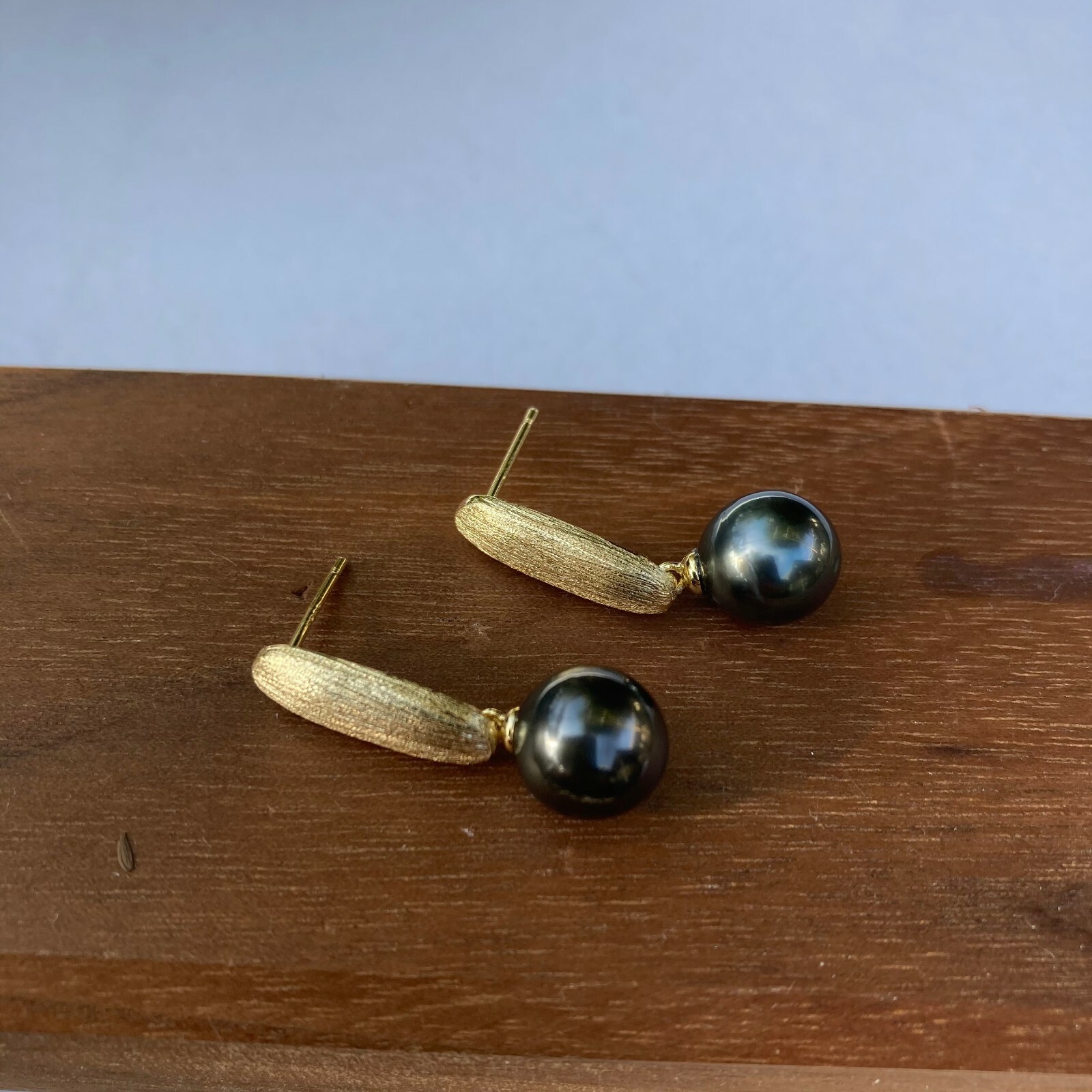 8.5~9mm Black Tahitian Pearl sterling Silver Gold coated 26mm Earring Dangle 184