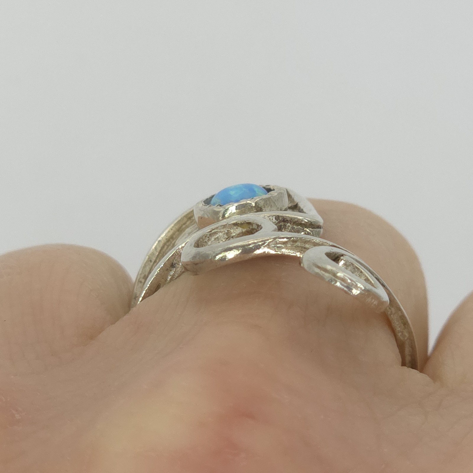 925 STERLING Silver Ring Fire Opal Native American Size 7.5 Play of Color Red