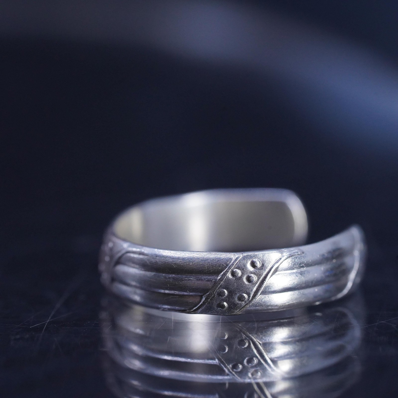 size 3.5, vintage sterling silver 925 handmade ribbed open ring, band
