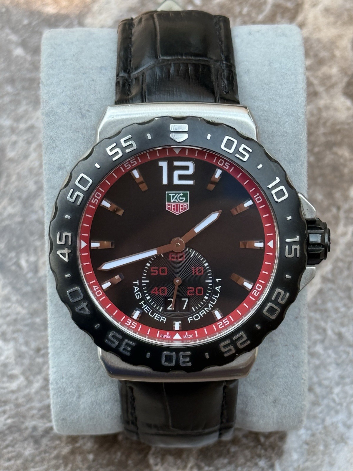 42MM Men’s Tag Heuer Formula 1 Grande Date Quartz WAU1114.BA0858 (New Battery)