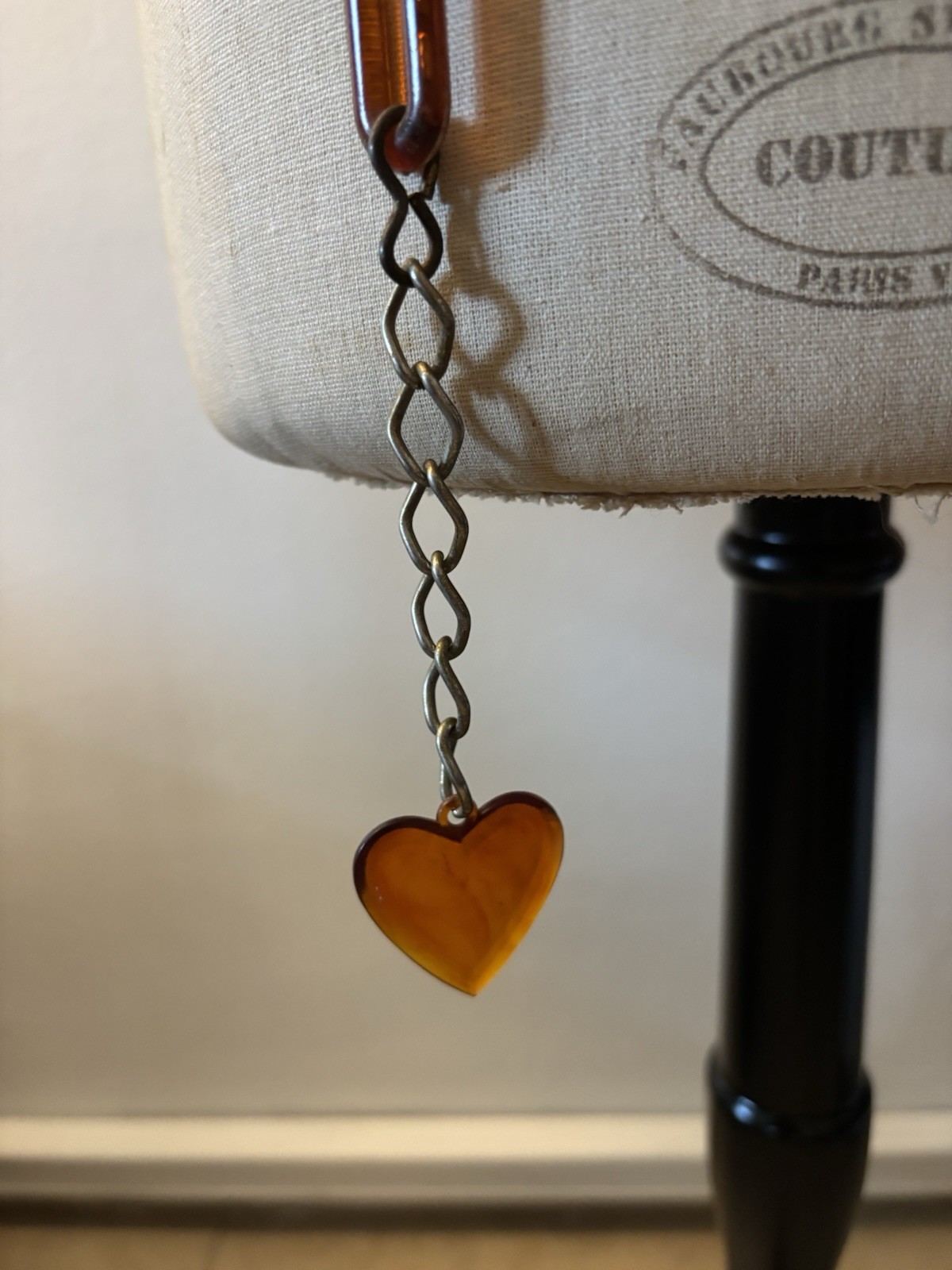 VTG 70s Lucite Link Chain Heart Charm Belt Adjustable Hook Closure