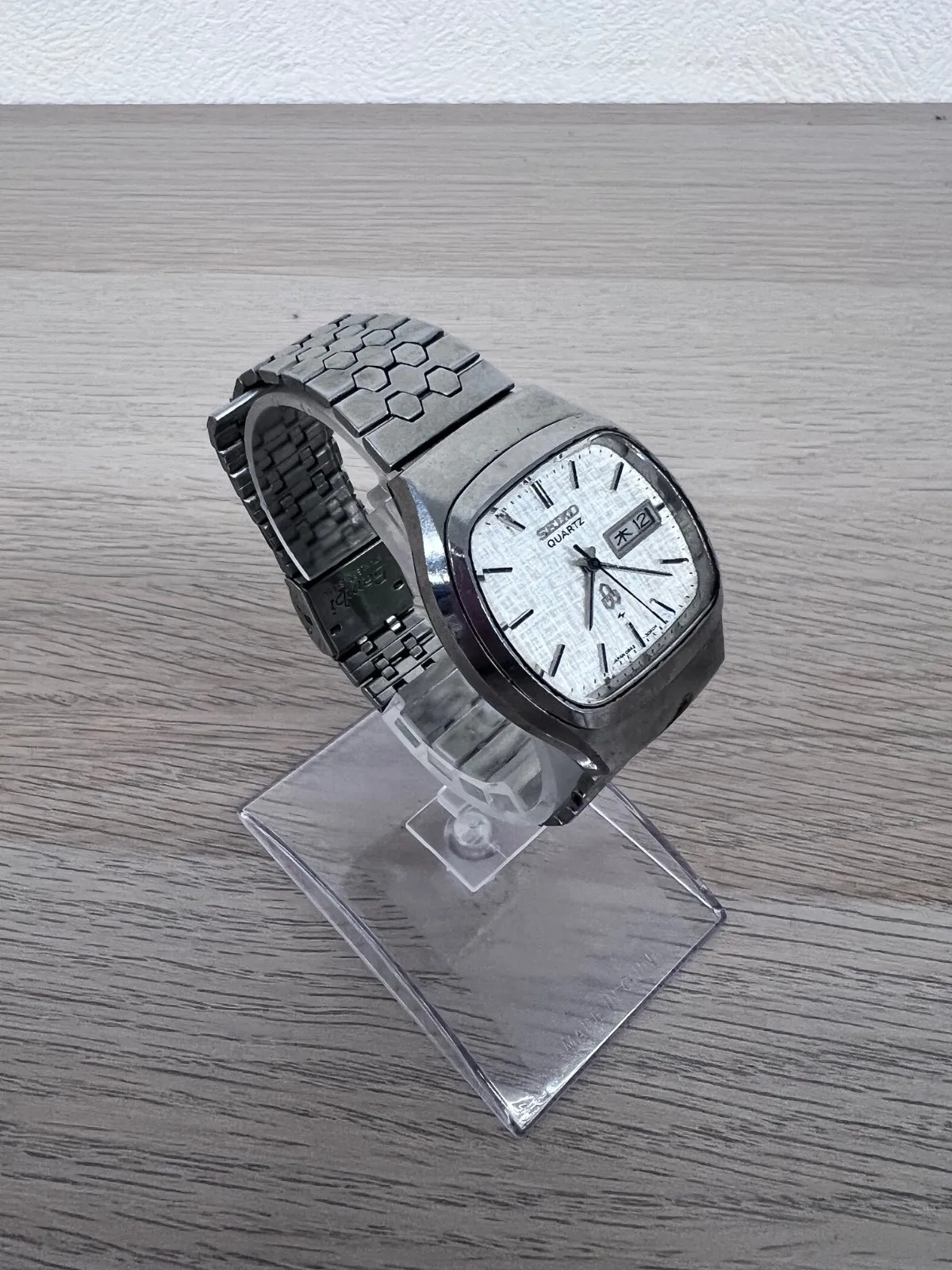 × [Non-functional] Seiko SEIKO 1970s Vintage Quartz Men’s Watch [Watch] [1]