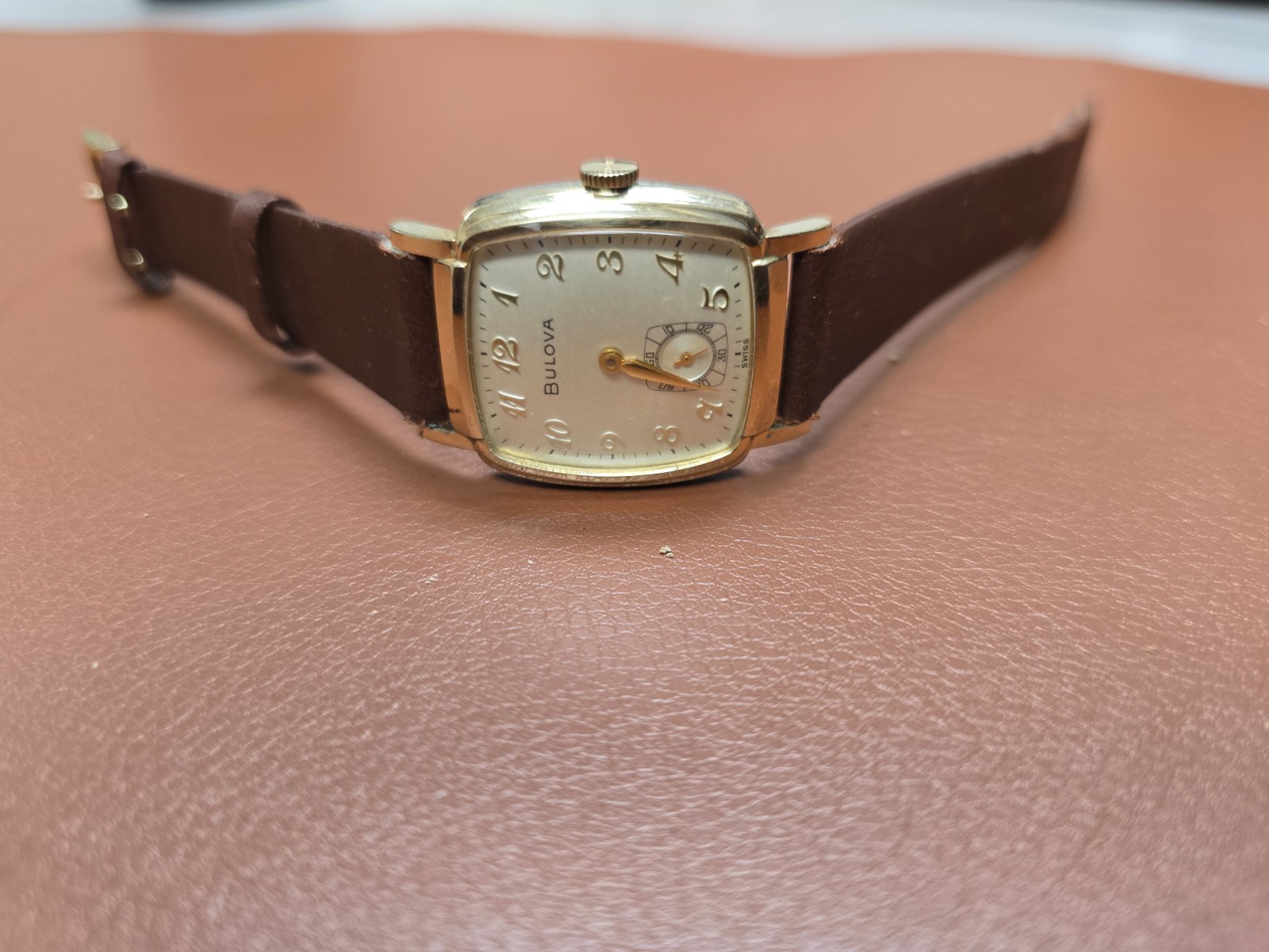 Vintage Bulova Men’s Watch Gold Tone Cushion Case Sub-Second Dial Serviced