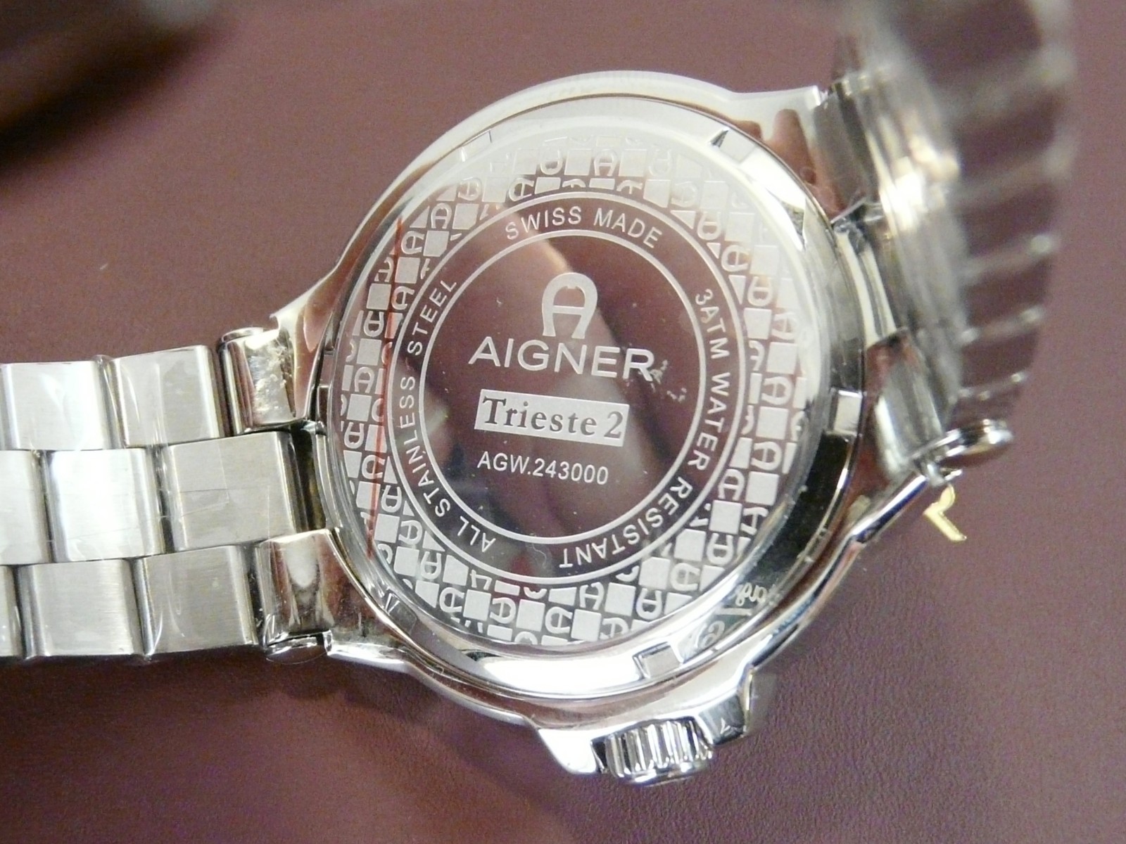 MODERN AIGNER TRIESTE 2 GREEN DIAL SWISS MADE GENTS QUARTZ WRISTWATCH VGC