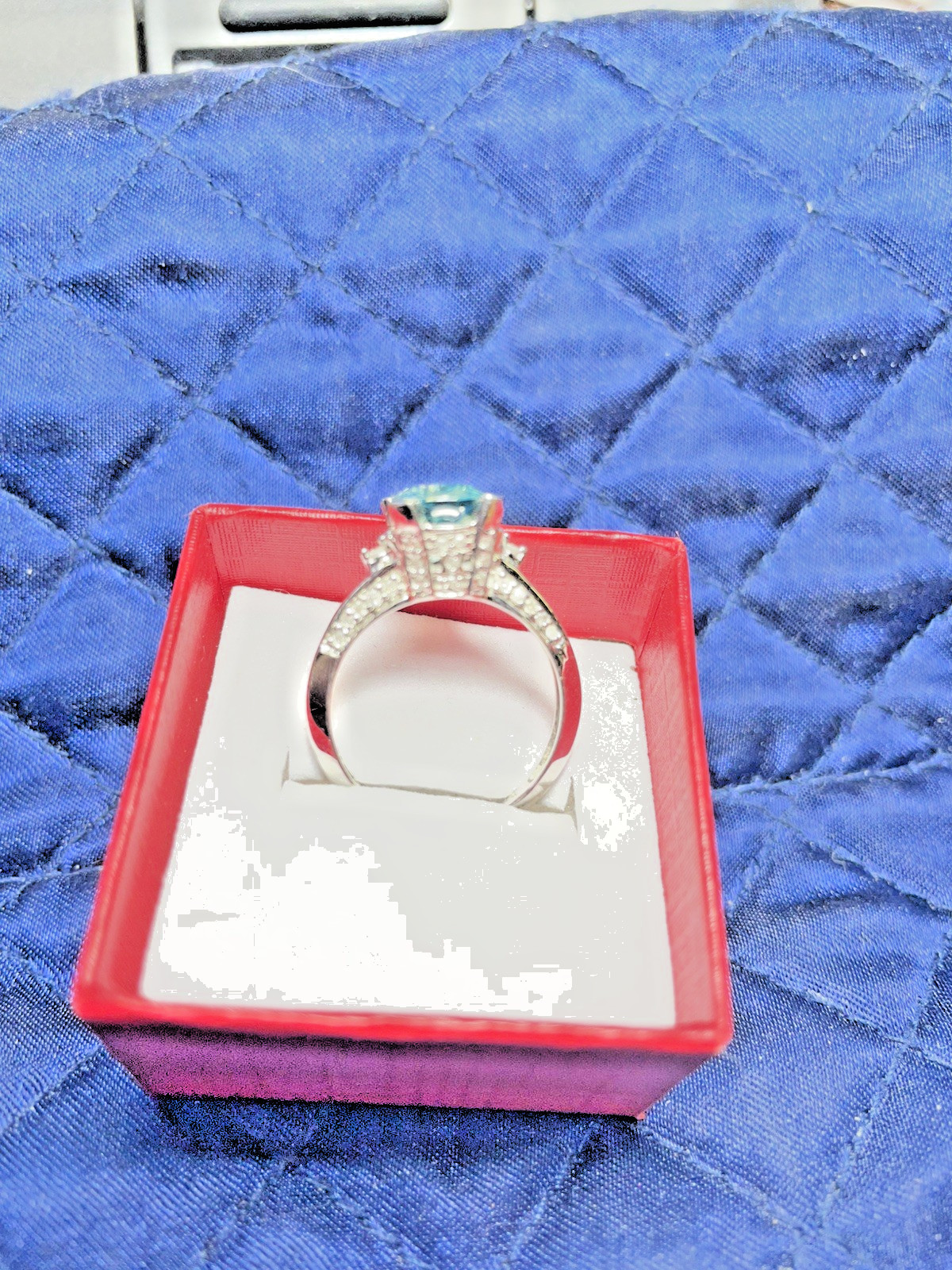 10KT Solid White Gold Ring Diamonds & Natural Blue Zircon 2.08 CTW 3.3grams Wow