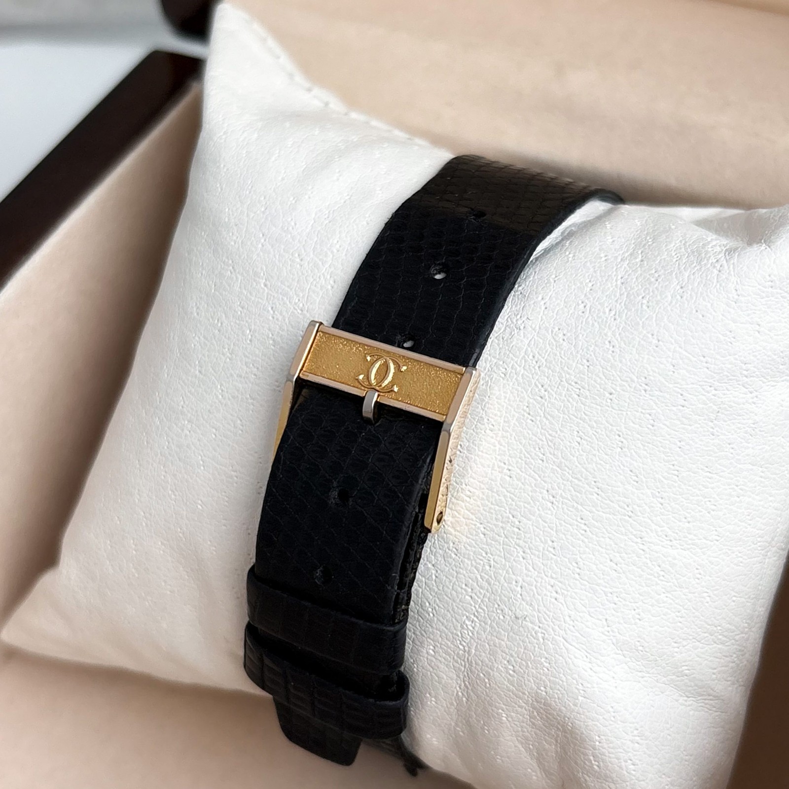 Cartier Stepped Tank Gold Plated 1100055 Black Dial 27,5mm Manual Winding Gold