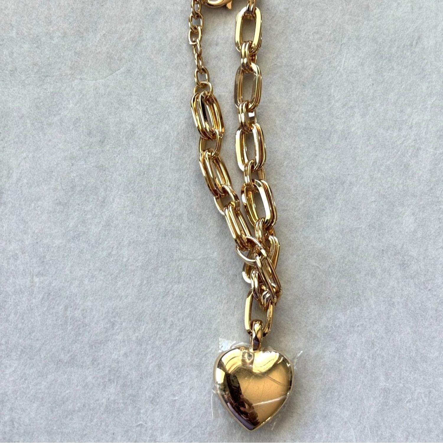 Gold Chunky Chain Bracelet With Heart Pendant Lobster Clasp Closure