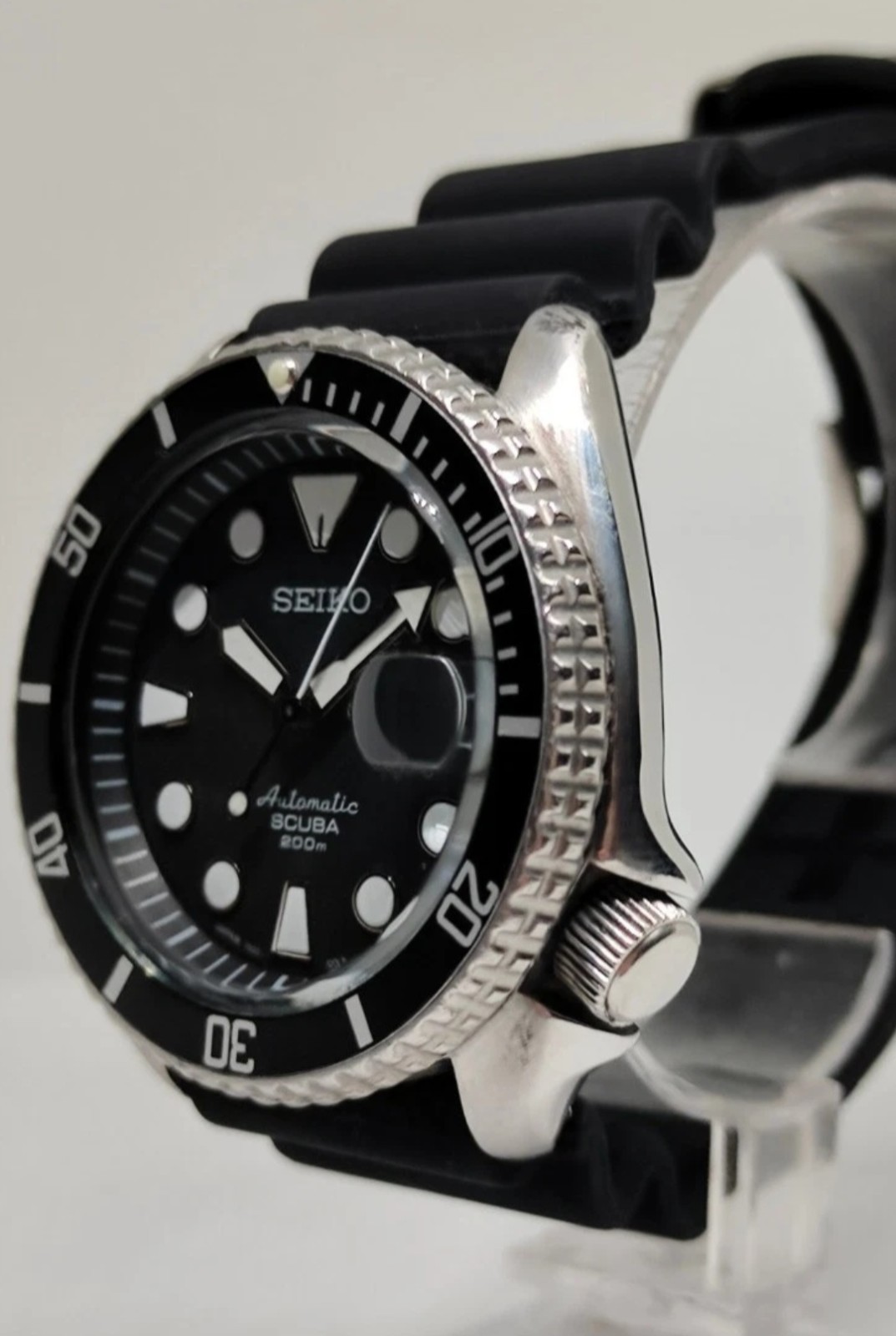 BEAUTIFUL SEIKO DIVERS 7002-700A BLACK SUMO DIAL AUTOMATIC MENS WATCH 9D0550