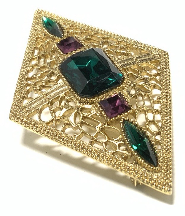 Gold Tone Green & Purple Rhinestone Pin LY119