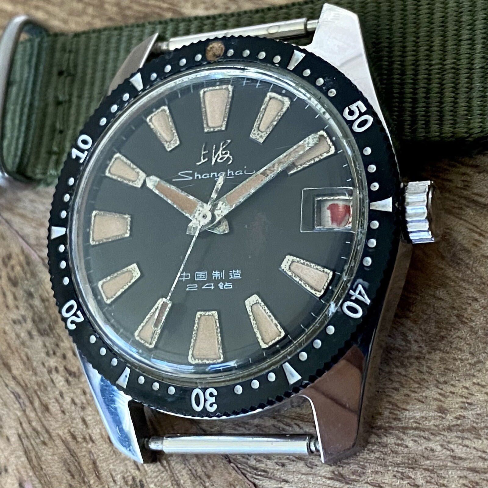 Vintage {Prof. SERVICED} ShangHai 114 Diver SS4 Chinese Military Watch (1540)